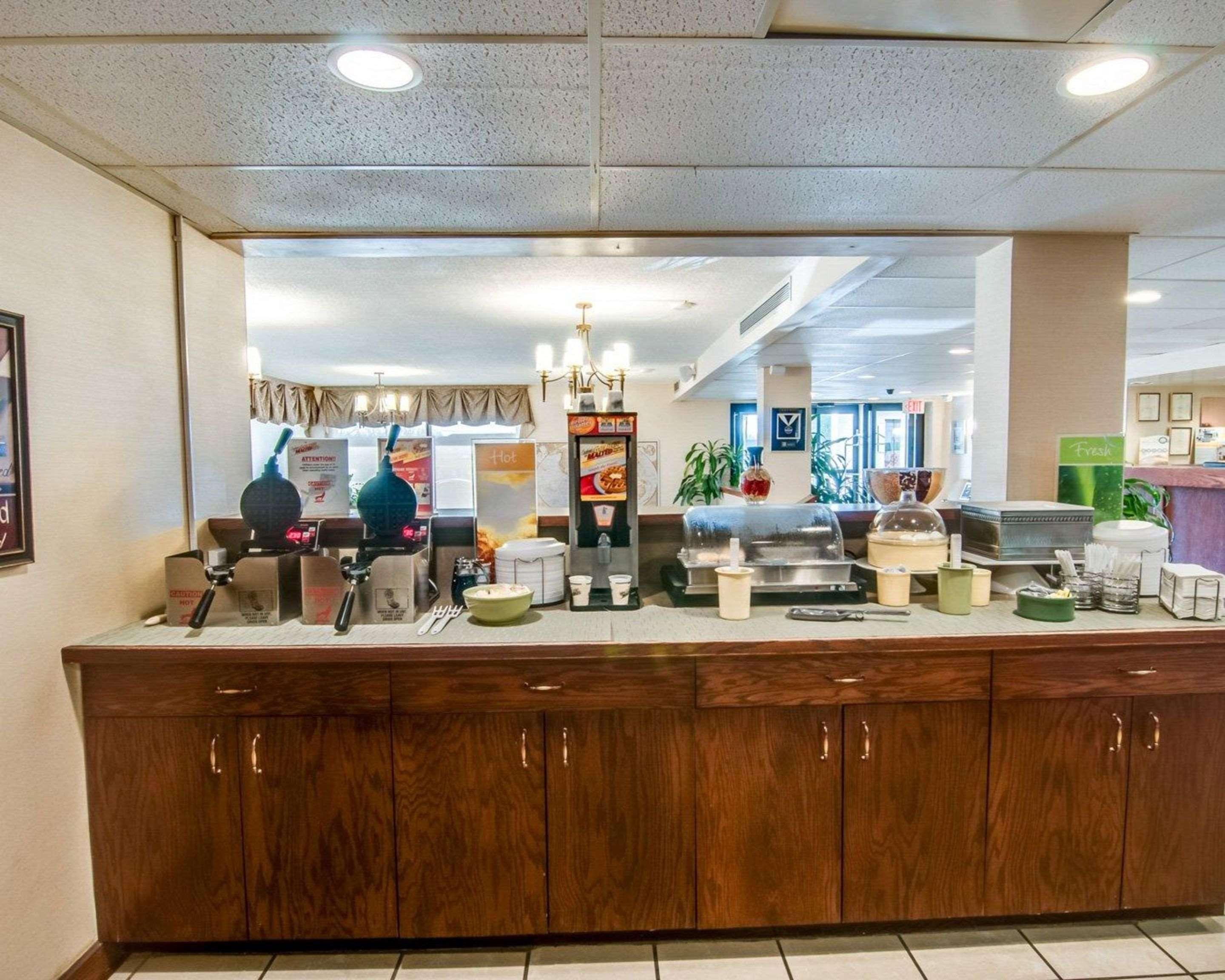 Quality Inn Christiansburg - Blacksburg Exterior photo