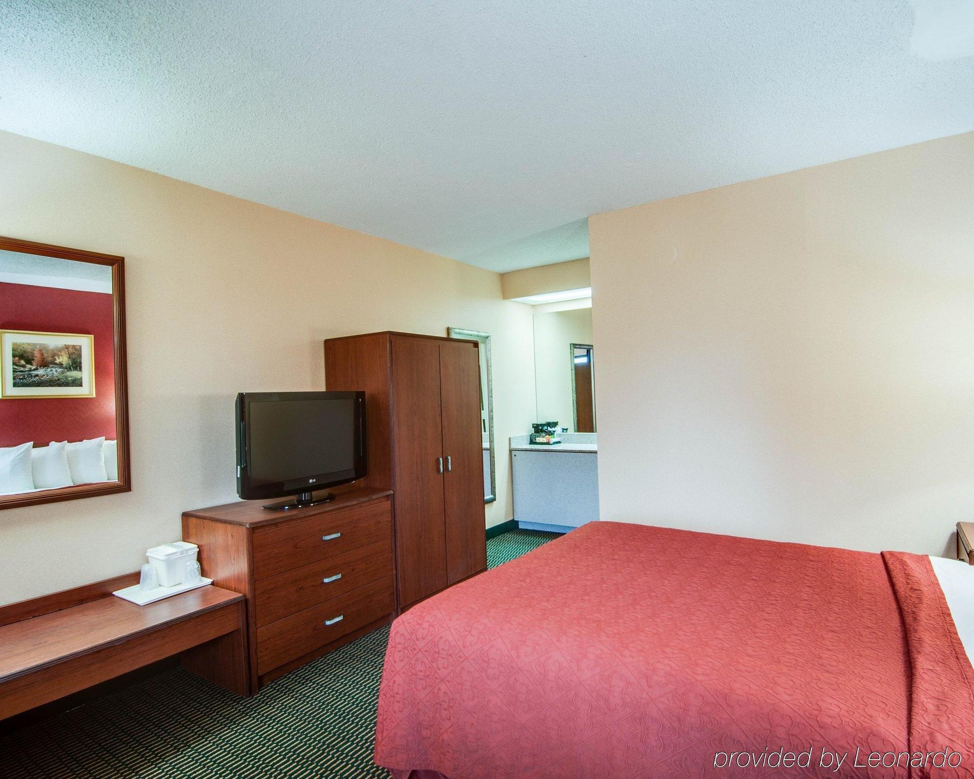 Quality Inn Christiansburg - Blacksburg Exterior photo