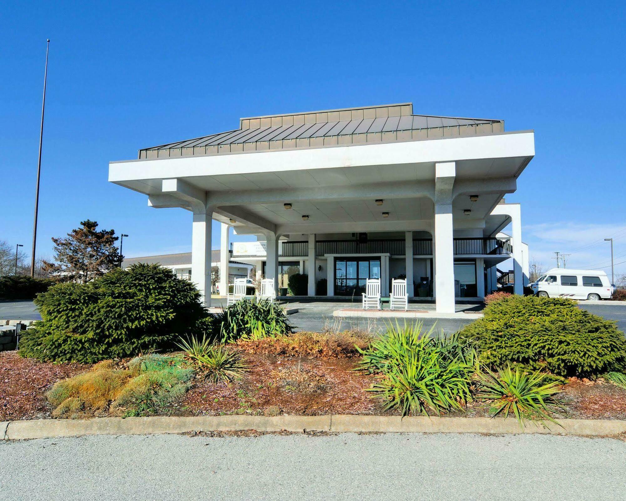 Quality Inn Christiansburg - Blacksburg Exterior photo
