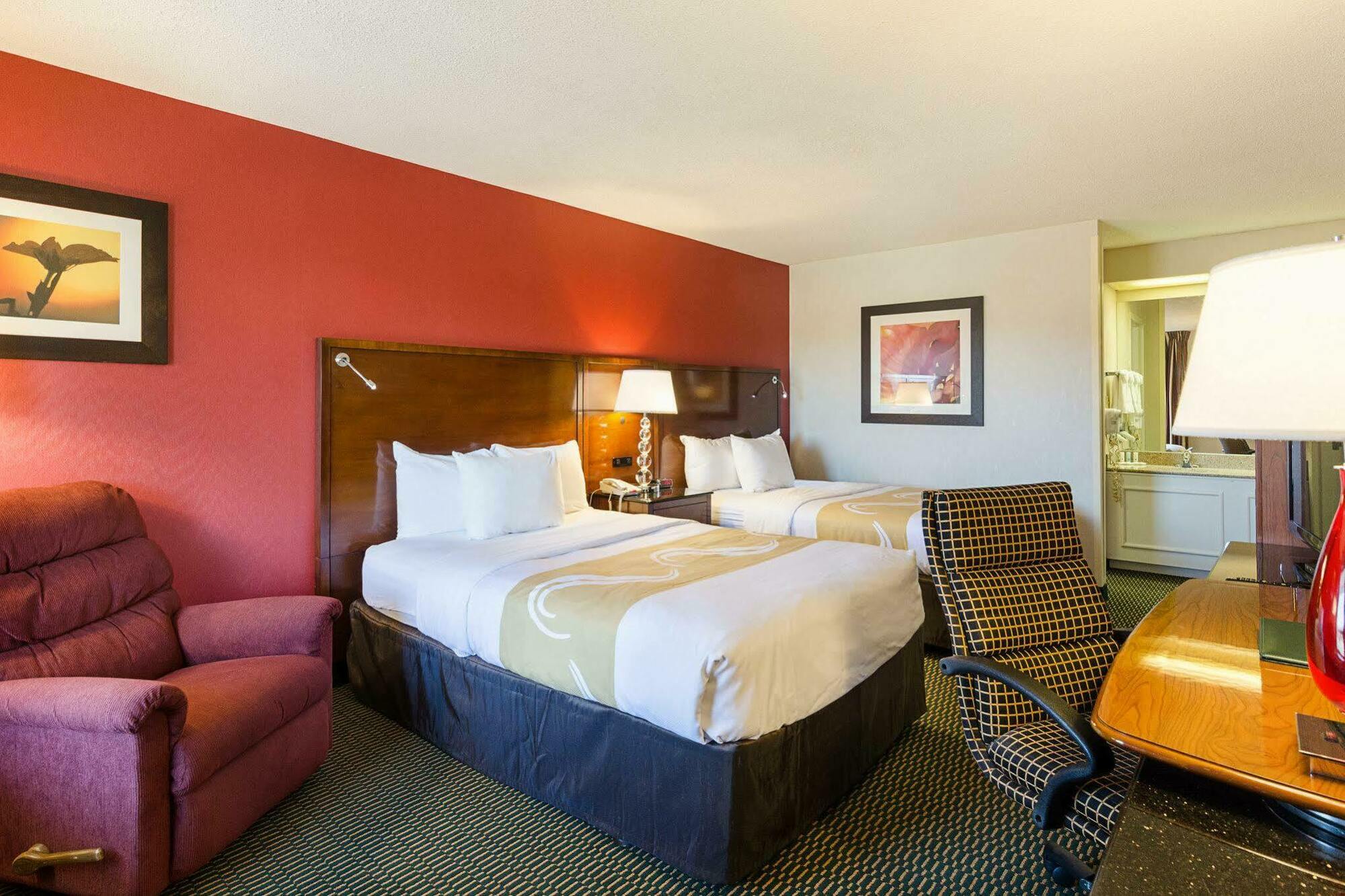 Quality Inn Christiansburg - Blacksburg Exterior photo